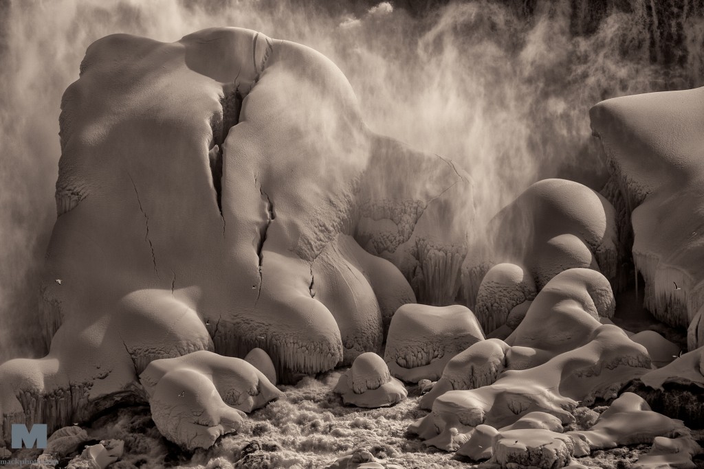 The Power of Water & Ice, Niagara Falls