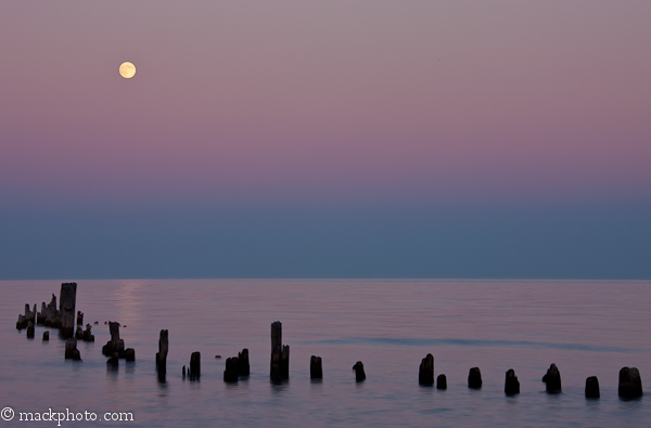 Moonrise, Lighthouse Beach