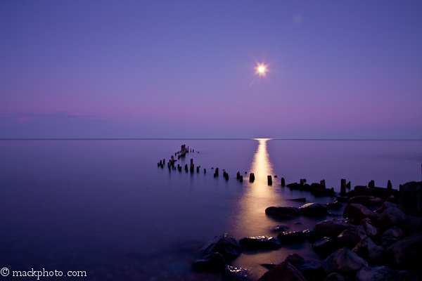 Moonrise, Lighthouse Beach