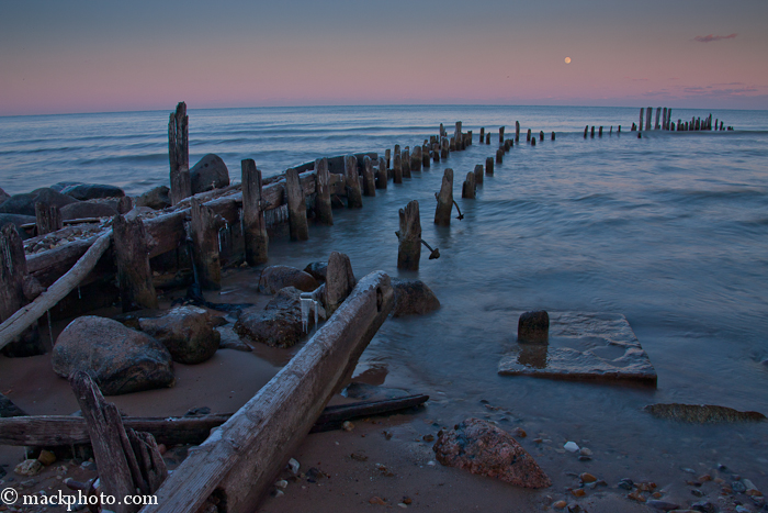 Moonrise, Lighthouse Beach