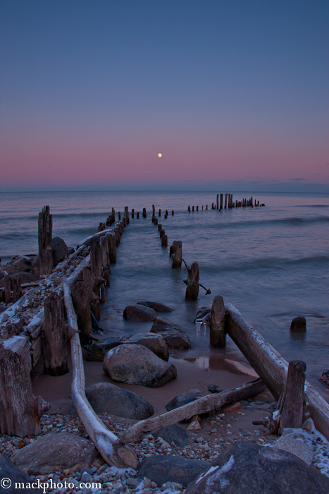 Moonrise, Lighthouse Beach