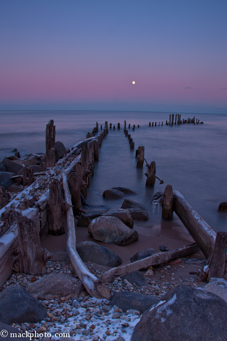 Moonrise, Lighthouse Beach