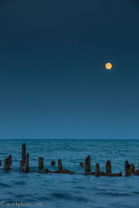 Moonrise, Lighthouse Beach