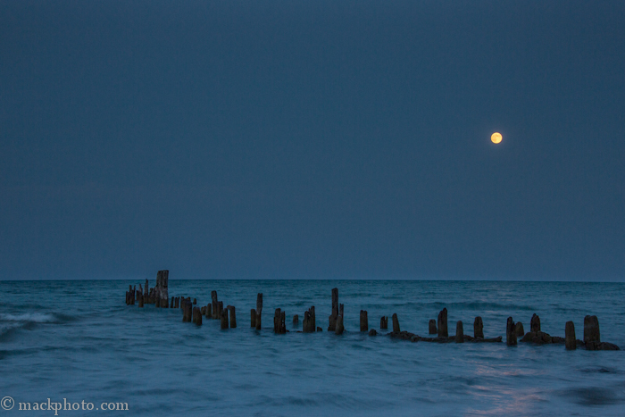 Moonrise, Lighthouse Beach